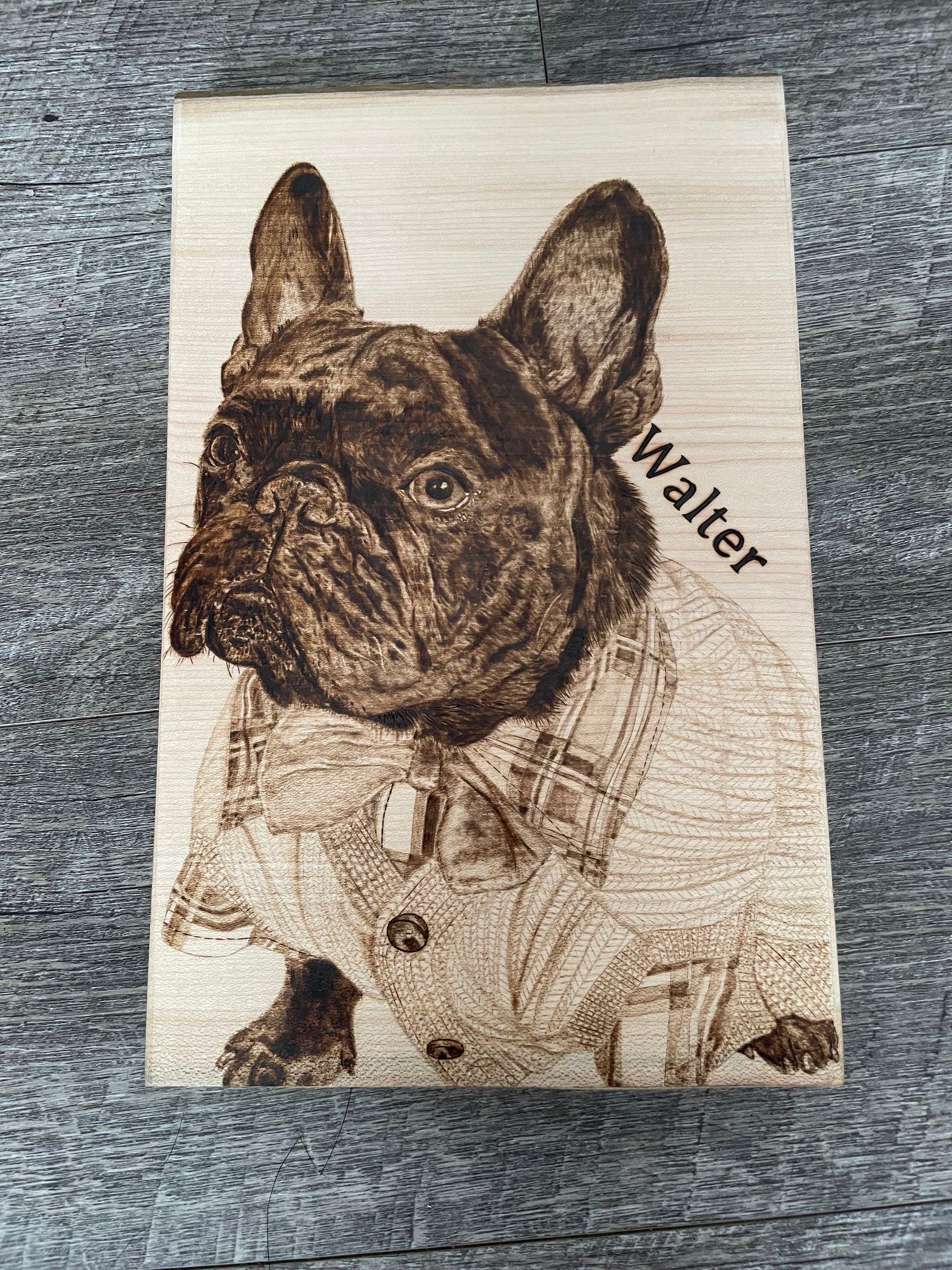 Pet Portrait Medium 6x9” – Knotty Beech